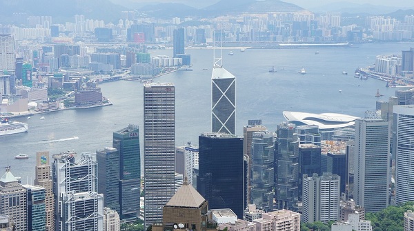 在深圳，注册香港公司的条件和费用